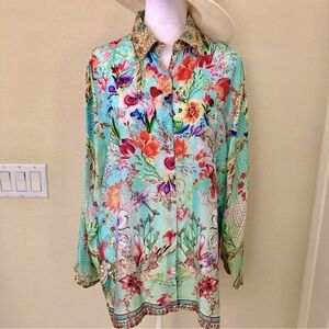 CIENNA silk/Viscose very colorful and beautiful shirt. Gorgeous EUC